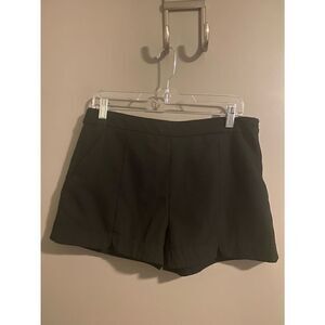 Altar’d State Women’s Black Statement Shorts Size Large NWOT